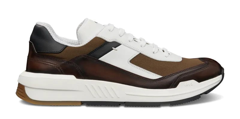 لعشاق التميز والأناقة.. بيرلوتي تطرح أحذية رياضية جديدة  