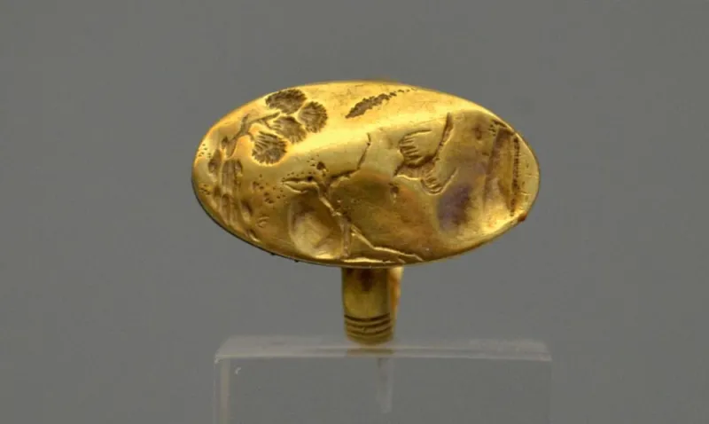 تاريخ الخاتم: إكسسوار قديم ارتبط بالخلود والحب والمقدسات والنفوذ