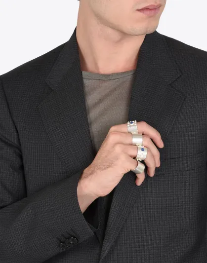 تاريخ الخاتم: إكسسوار قديم ارتبط بالخلود والحب والمقدسات والنفوذ