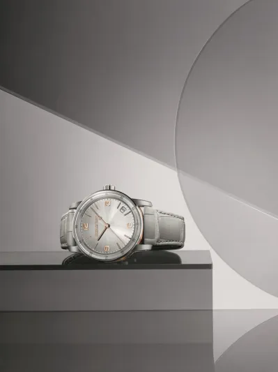 ساعات تكمل جمال طلة الرمادي هذا الموسم 