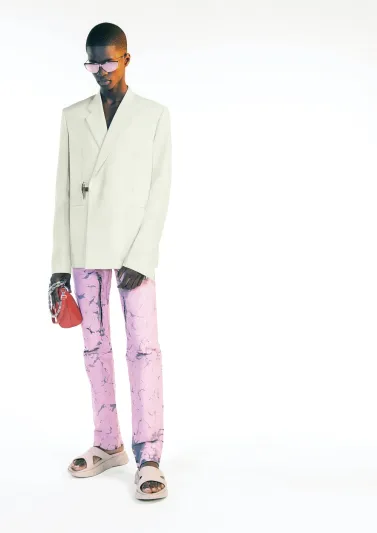 حقائب عصرية وأنيقة.. جيڤنشي تطرح مجموعة ANTIGONA الجديدة 