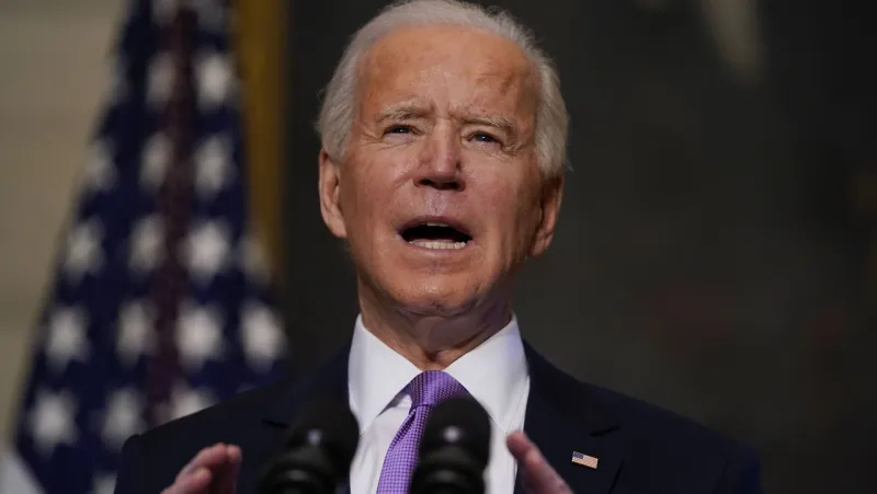 لماذا يعتمد "بايدن" على 17 قلماً للتوقيع على أوامره؟