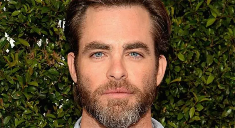 إليك العلامات الست للجمال والجاذبية في الرجال.. فكم تمتلك منها؟