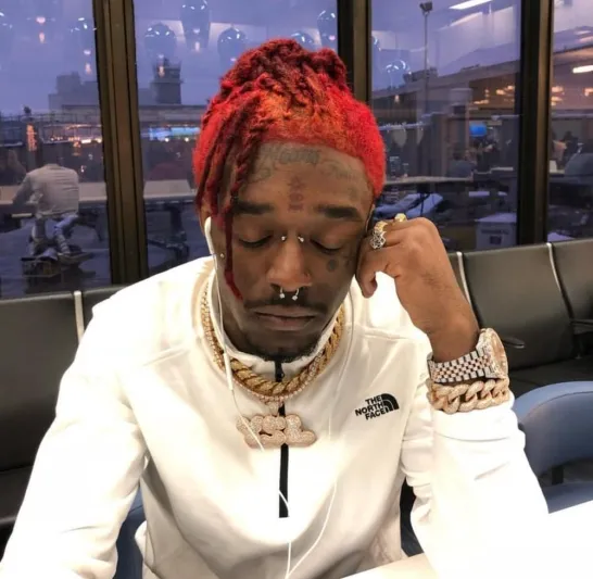 جنون الشهرة.. رابر أمريكي يخطط لزراعة ألماسة ضخمة في وجهه والسعر خيالي