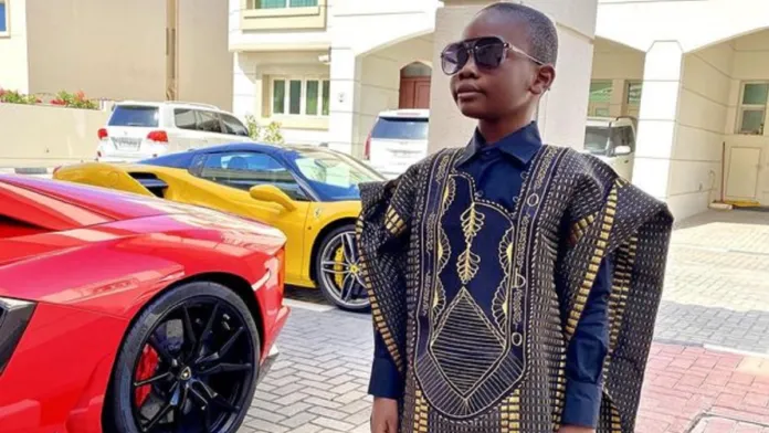 محمد أوال.. أغنى طفل بإفريقيا يملك قصورًا وأسطول سيارات فاخرة (صور)