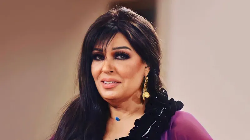 فيفي عبده تعلن قائمة بأسعار الجلوس معها في الإمارات