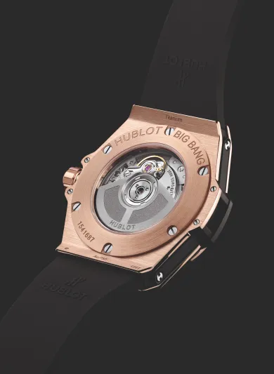 بيغ بانغ وان كليك تطلق تشكيلة ساعات بألوان الفصول