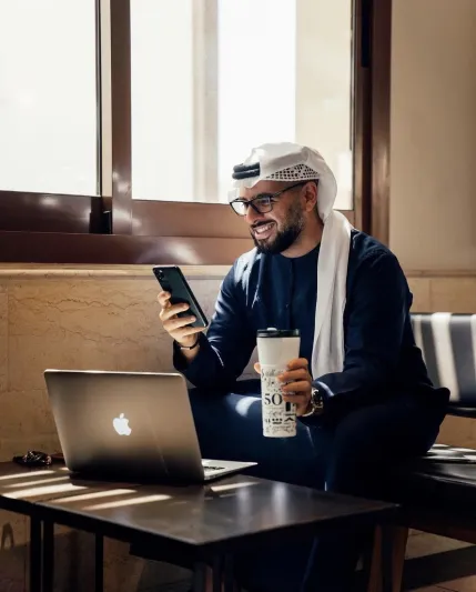 مؤثرون في عالم الموضة يستحقون اهتمامك عام 2022