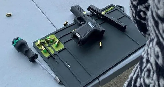 شركة SmartGunz تطرح مسدسات ذكية لا تسمح لغير مالكها باستخدامها