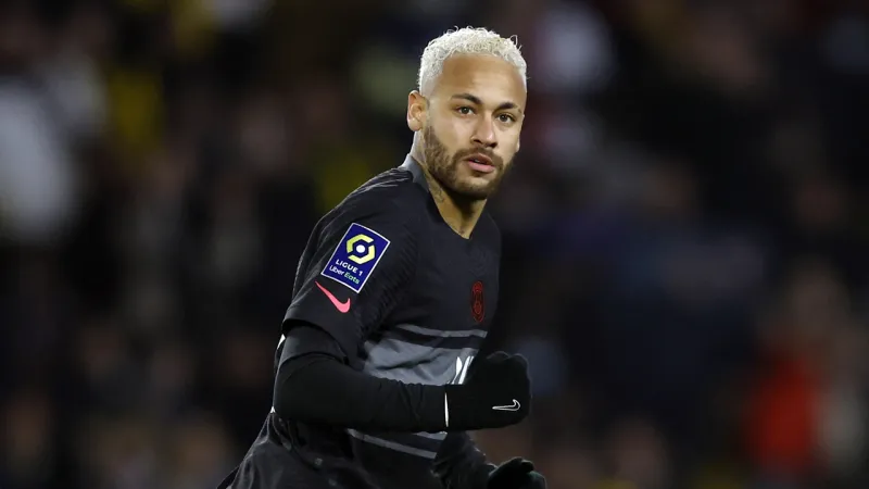 نيمار يكشف وجهته المستقبلية بعد سان جيرمان وسبب اختياره