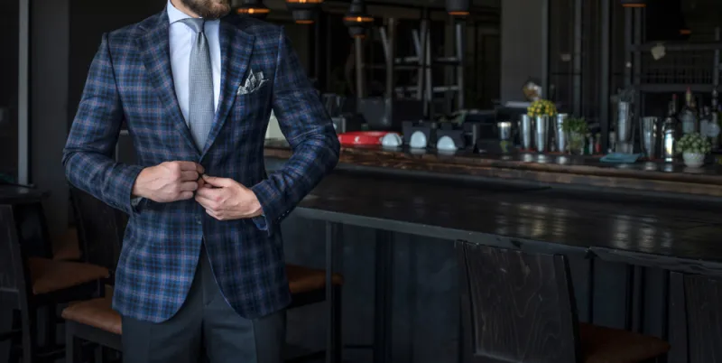 أطقم كلاسيك رجالي للأفراح 2022 تمنحك طلة مبهجة