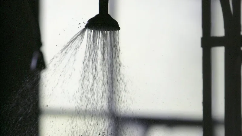 دراسة حديثة: الاستحمام اليومي يجعلك أكثر عرضة للأمراض!