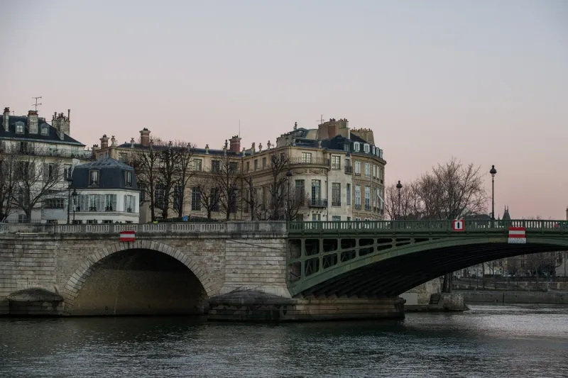 ملياردير فرنسي يشتري قصرًا باريسيًّا عريقًا بـ226 مليون دولار