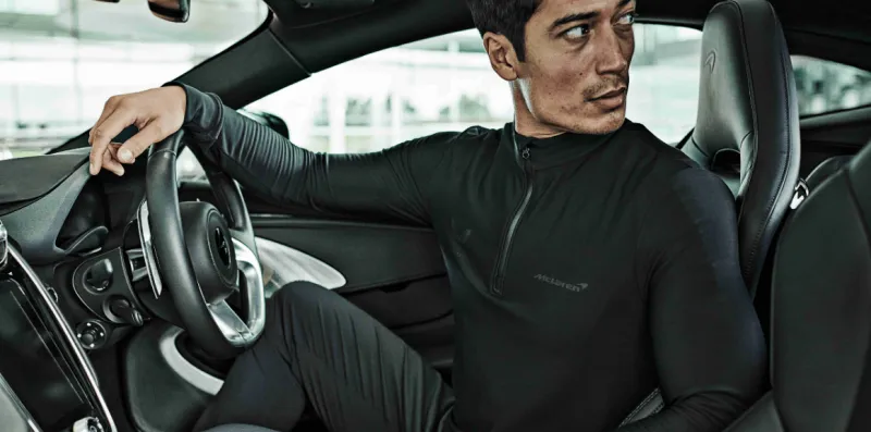 لعشاق السوبر كارز.. ملابس رياضية مستوحاة من سيارات ماكلارين (صور) 