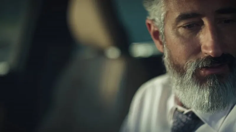 أسباب فراغات الذقن وطرق علاجها