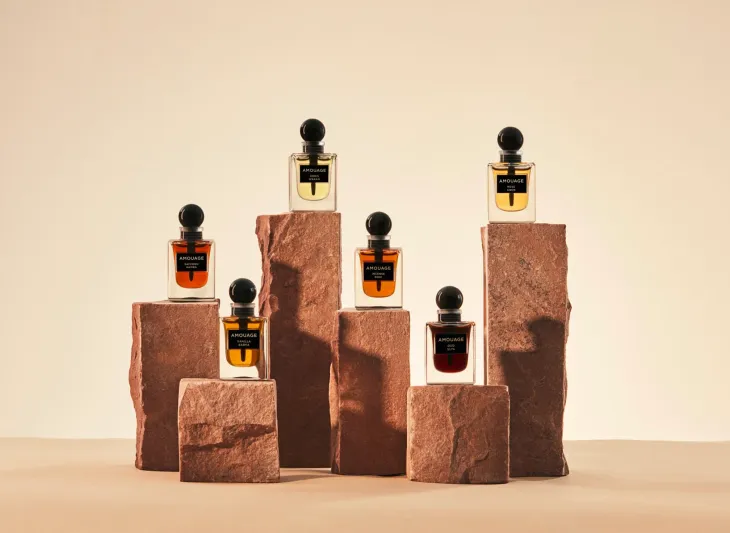 مجموعة عطور أمواج الفاخرة تناسب الرجل العصري