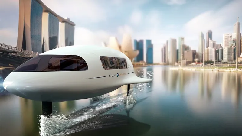 أول قارب طائر في العالم يبحر بدون ضوضاء أو انبعاثات من دبي