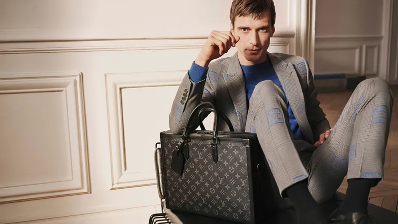 أفضل 13 شنطة من لويس فويتون للرجال تمنحك انطلاقة فريدة