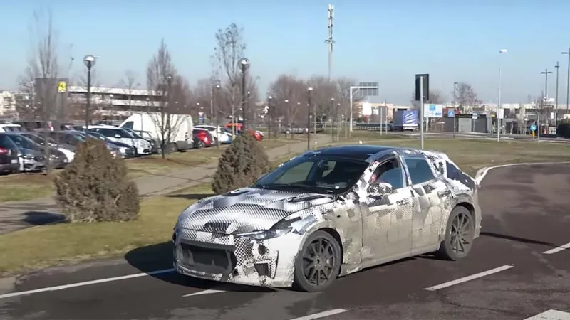 Purosangue.. أول سيارة دفع رباعي من فيراري في السوق قريبًا