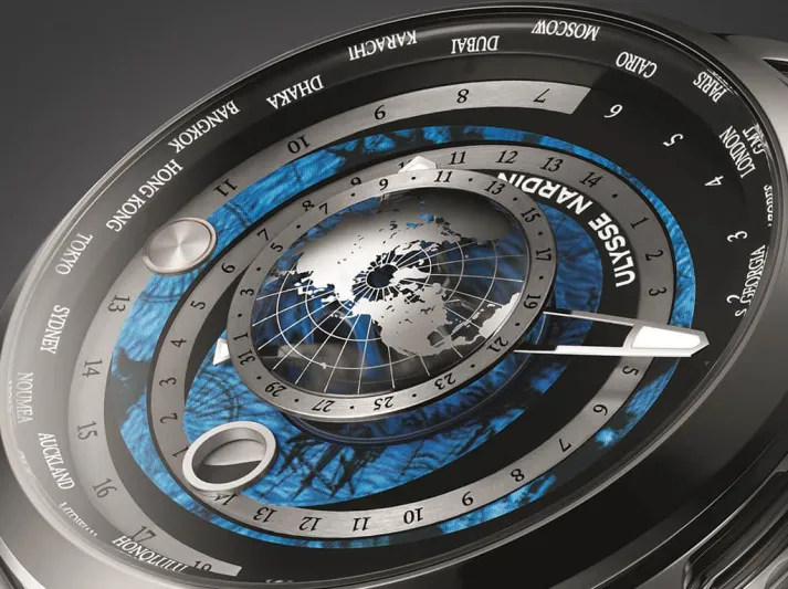 Blast Moonstruck.. ساعة "أوليس ناردين" الجديدة تحلق بك إلى القمر