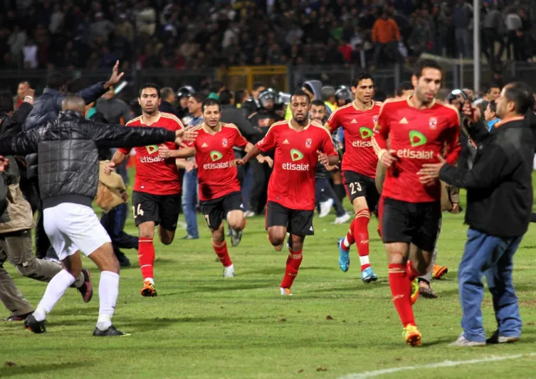 أسوأ الكوارث في تاريخ كرة القدم (فيديو) 