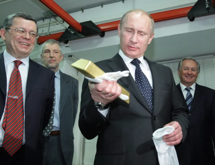 كم تبلغ ثروة بوتين؟ تقارير أمريكية تجيب