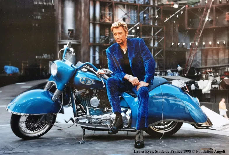 تجاوزت النصف مليون دولار.. بيع أغلى دراجة نارية في العالم (صور)