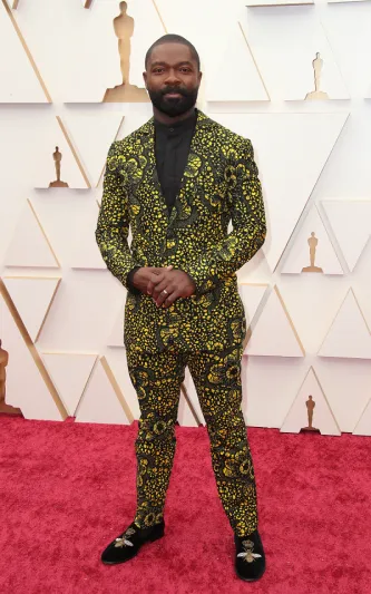 أغرب إطلالات المشاهير في حفل جوائز أوسكار 2022 (صور)