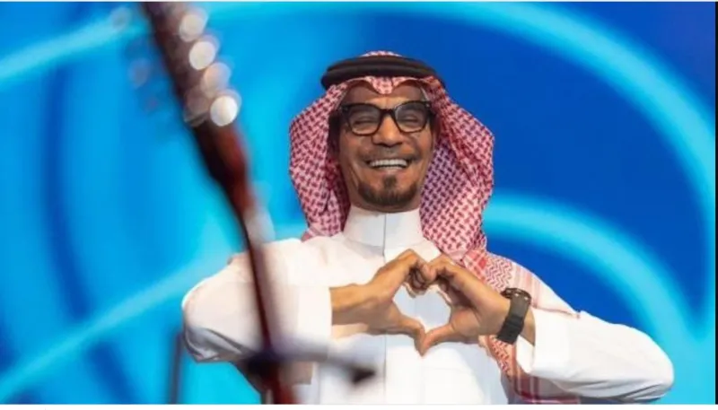 رابح صقر يفاجئ جمهوره بلوك جديد (فيديو)