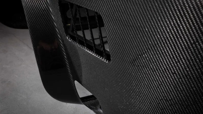 تصميم جديد من «شيلبي كوبرا» بهيكل كربوني وبسعر 1.2 مليون دولار (فيديو)