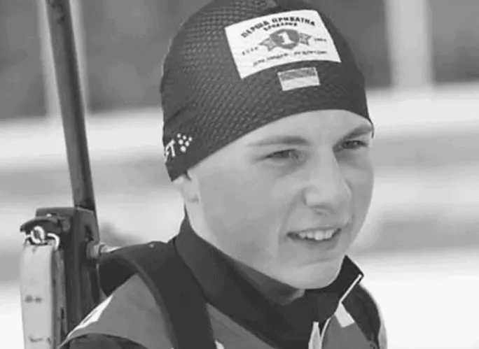 الحرب تقتل 3 لاعبين أوكرانيين.. أحدهم مات على دبابته