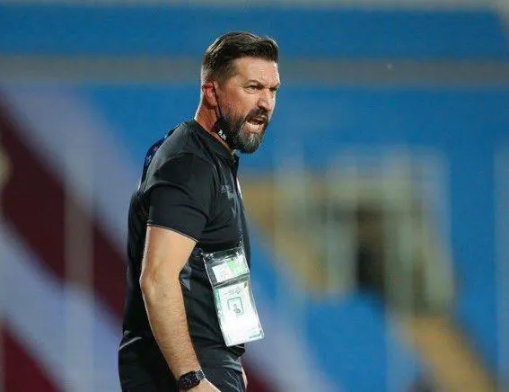 كم بلغت تكلفة إقالة 17 مدربًا في الدوري السعودي؟