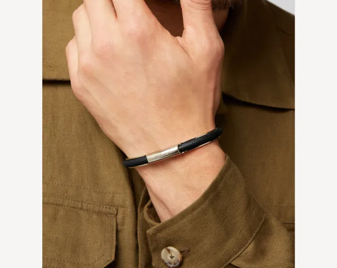 أفضل أساور بولغاري الرجالية 2022.. هنا يكمن سر التمائم