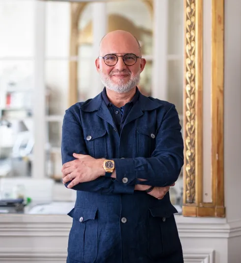 الرئيس التنفيذي لعلامة Bell and Ross لـ«الرجل»: هدفنا التطور وتحدي قيود الابتكار والإبداع