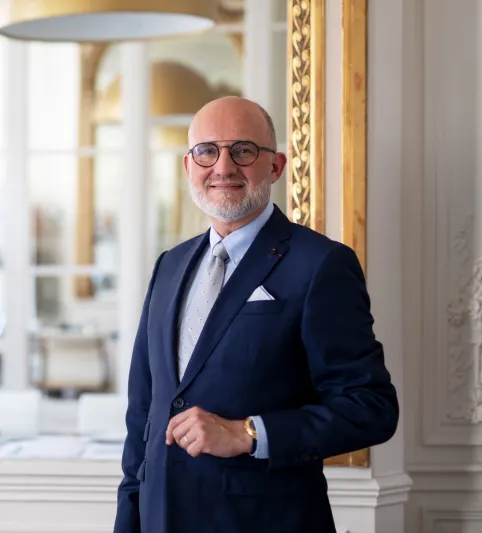 الرئيس التنفيذي لعلامة Bell and Ross لـ«الرجل»: هدفنا التطور وتحدي قيود الابتكار والإبداع