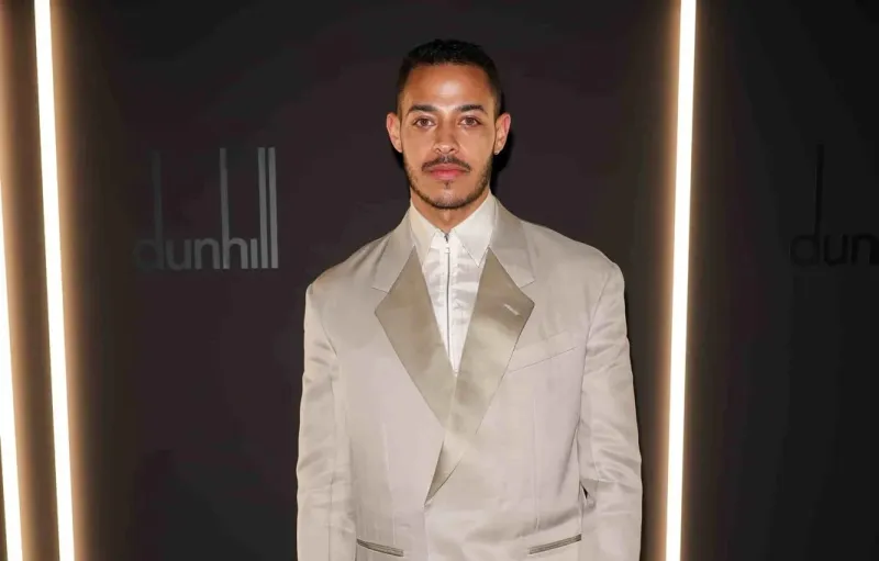 دنهل توثق حضورها في حفل جوائز "بافتا" البريطانية