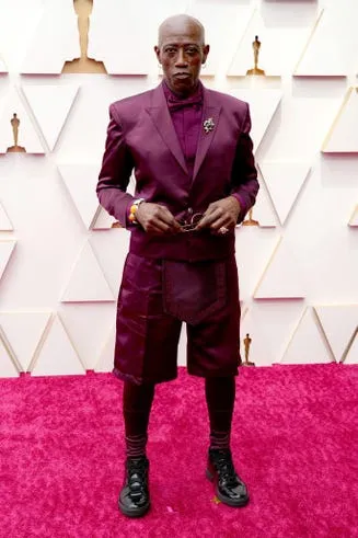 أغرب إطلالات المشاهير في حفل جوائز أوسكار 2022 (صور)