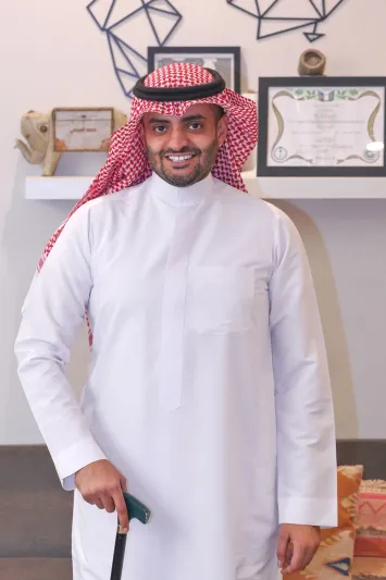 رائد الأعمال ﻣﺤﻤﺪ اﻟﻌﺠﻤﻲ لـ «الرجل»: لدي شغف بالحياة.. وابتكارات ومنصة لدعم رواد الأعمال