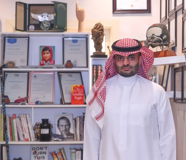 رائد الأعمال ﻣﺤﻤﺪ اﻟﻌﺠﻤﻲ لـ «الرجل»: لدي شغف بالحياة.. وابتكارات ومنصة لدعم رواد الأعمال