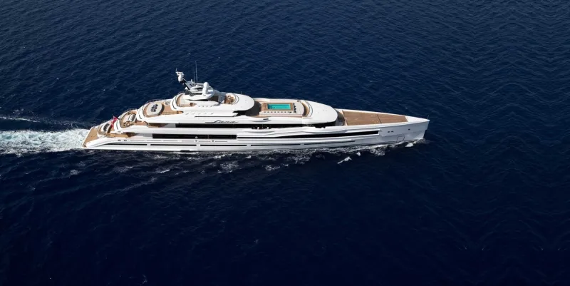 Triumph.. يخت عملاق يمزج بين البساطة والعصرية