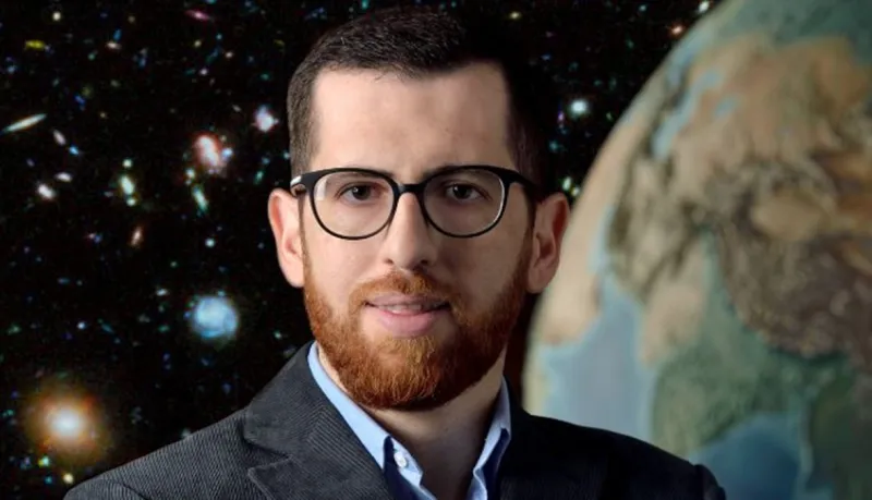 من هو أول شاب عربي تمنحه ناسا زمالة «هابل»؟