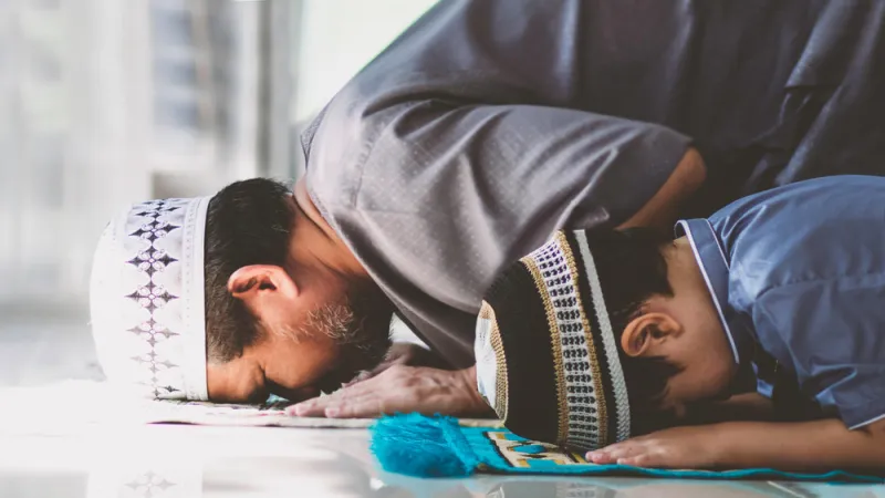 تكبيرات عيد الفطر.. متى تبدأ وما عددها وصيغتها الصحيحة؟