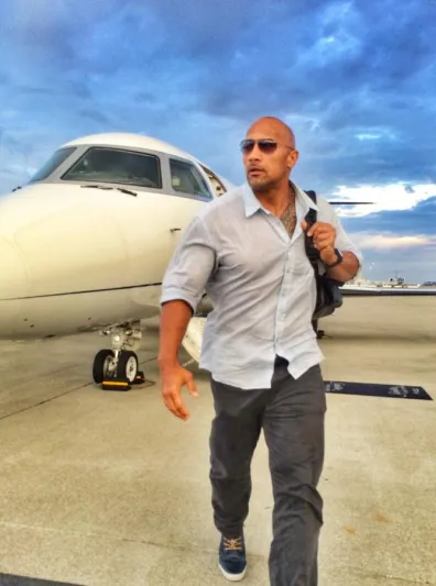 بقيمة 65 مليون دولار.. فخامة استثنائية لطائرة ذا روك الخاصة (فيديو) 