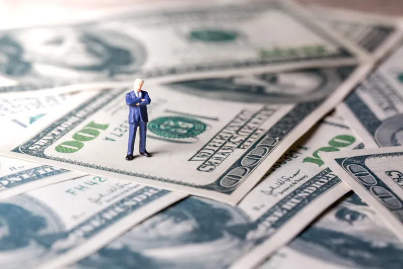 6 مليارديرات من أصول عريبة في قائمة أثرياء أمريكا