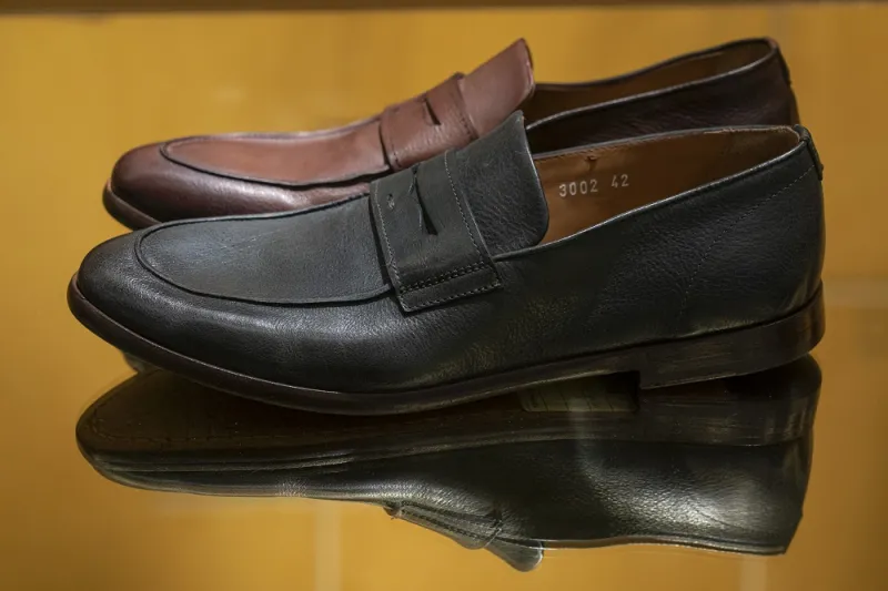 كيف تتقن أناقة الحذاء المسطح Loafers؟