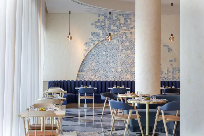 قوائم إفطار وسحور مميّزة من مطعم«كليو» في دبي