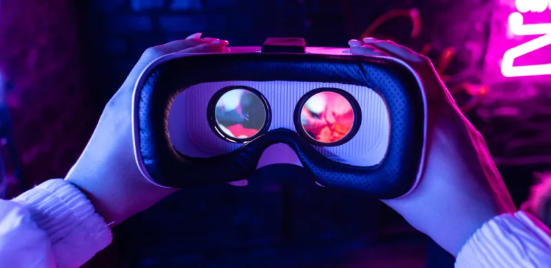 نظارة ذكية للتصوير وسط الظلام بالألوان