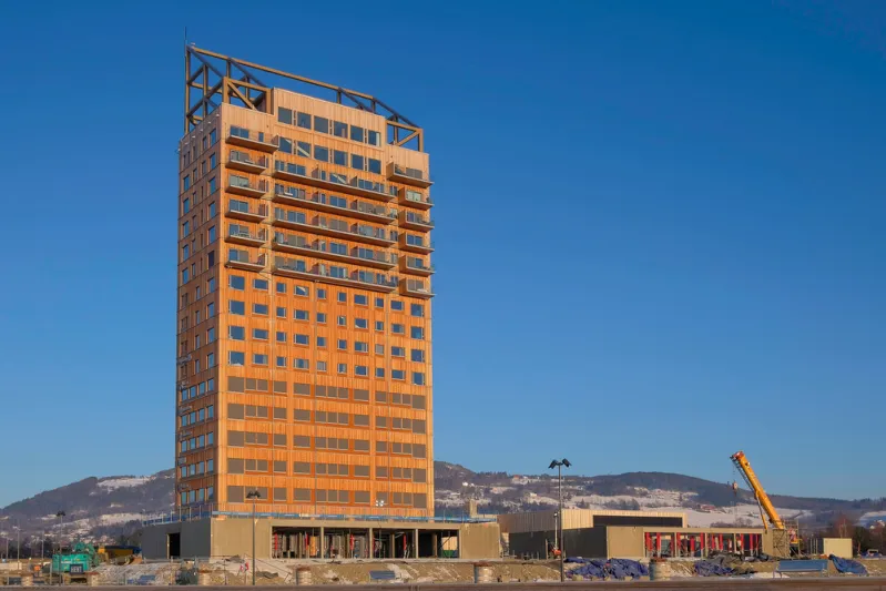 أطول برج سكني من الخشب في العالم.