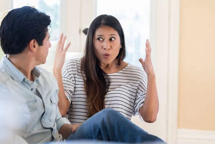 ما صفات الزوجة القاسية؟ وكيف تتعامل معها؟