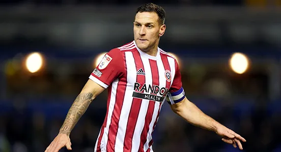 اعتداء مروع على بيلي شارب قائد شيفيلد يونايتد.. والشرطة تعتقل الفاعل (فيديو)